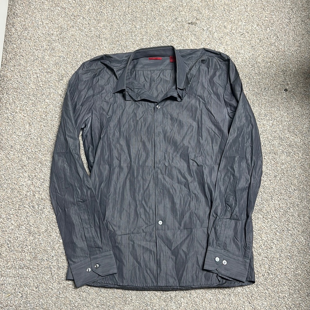 Hugo Boss button front - Picture 2 of 2
